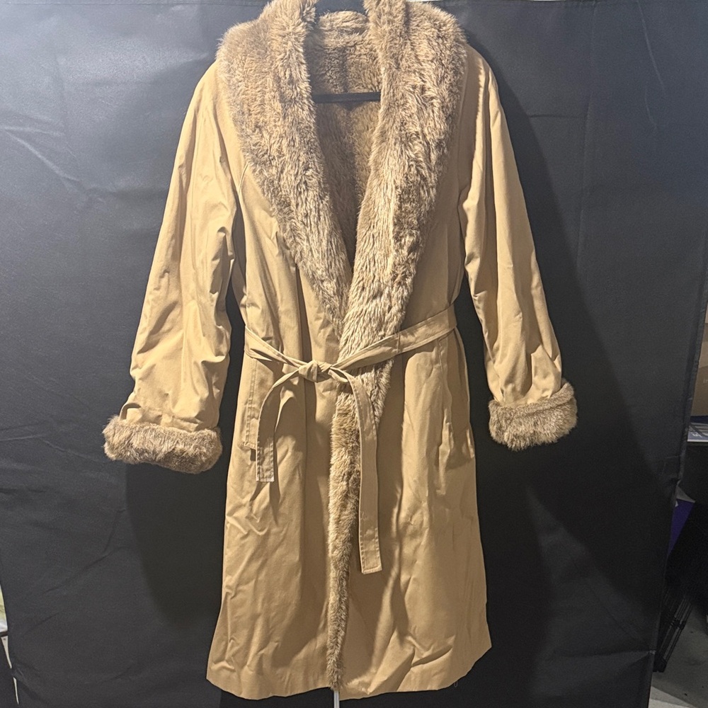 Vintage luxury “furlook” coat size 13/14 Forecaster of Boston